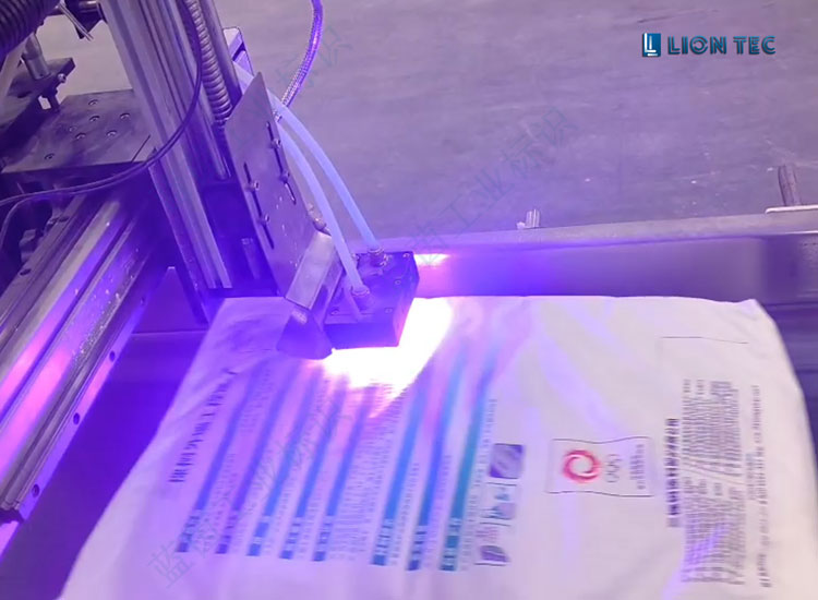 藍(lán)茵UV噴碼機(jī)產(chǎn)線入駐全球涂料十強(qiáng)“綠色工廠”！