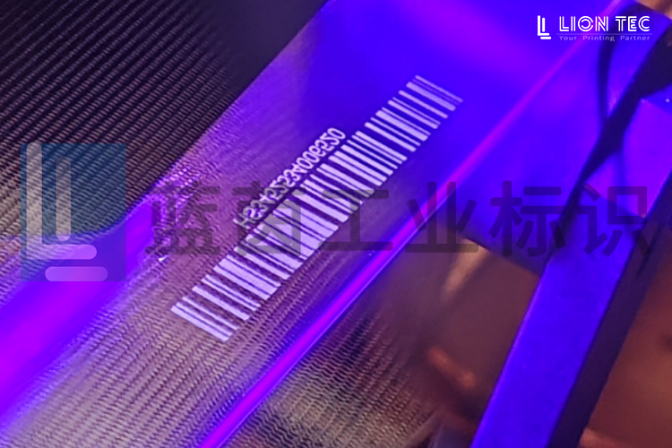 藍(lán)茵工業(yè)噴墨打印設(shè)備發(fā)往光伏巨頭，開(kāi)啟玻璃內(nèi)碼“零標(biāo)簽”時(shí)代！